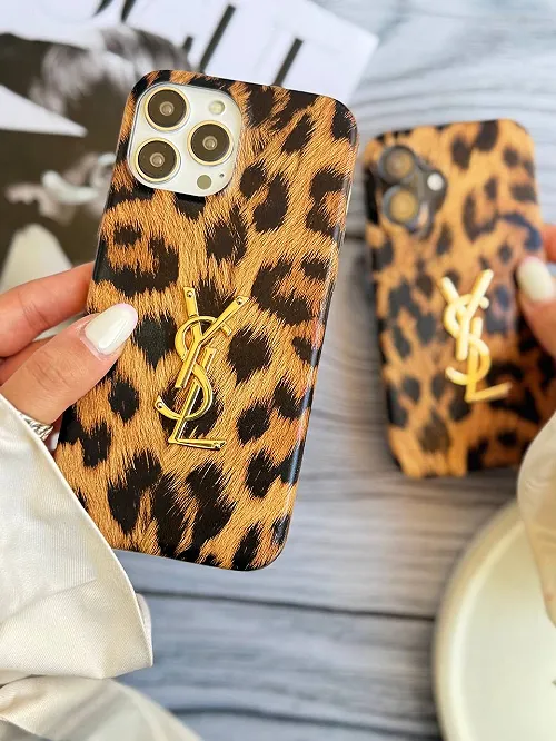 قاب YSL پلنگی